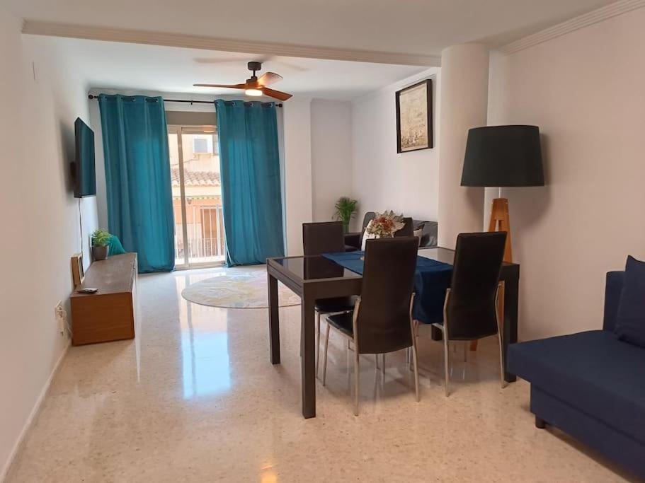 Gilet Senderismo Bici Parking 20 Min Valencia Apartment Exterior photo